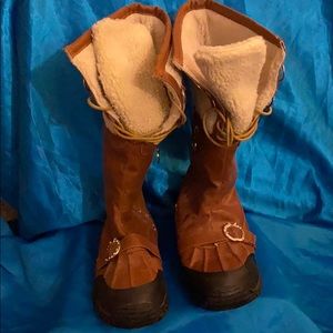 Apple bottoms 2 toned fur lined boot